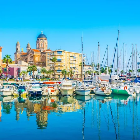 Appartement Poseidon - 50M From The Beach - Terrace - Happy Rentals