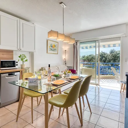 Poseidon - Sea View - Happy *